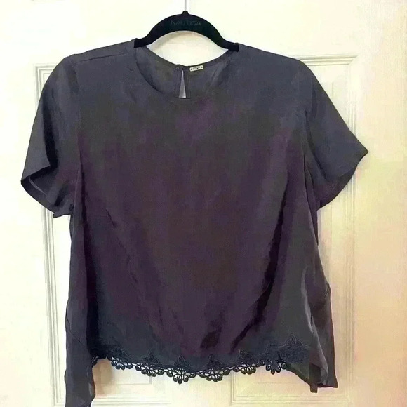 Chann Lu short sleeve blouse with lace detail at bottom. Size medium. - Picture 1 of 5